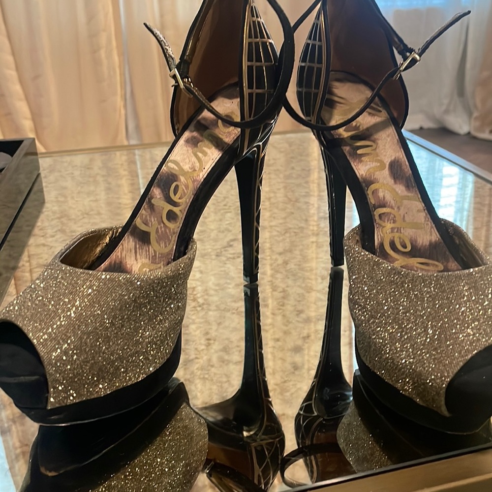 Sam Edelman heel